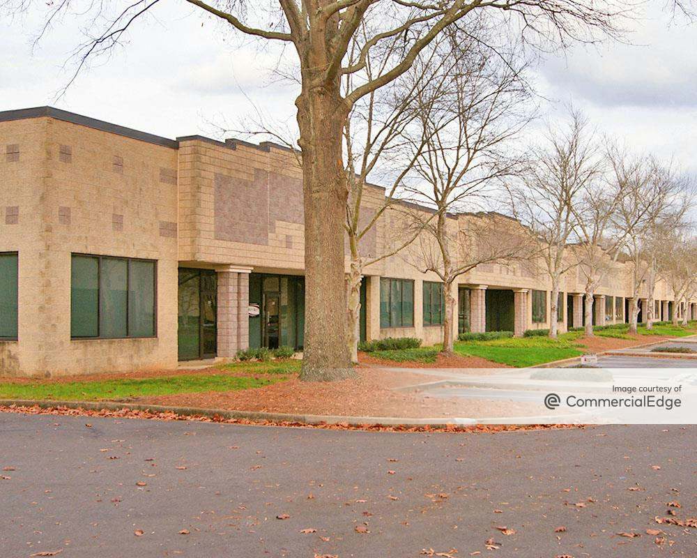 Camp Creek Business Center 14002000 Centre Pkwy 1400 Centre Pkwy